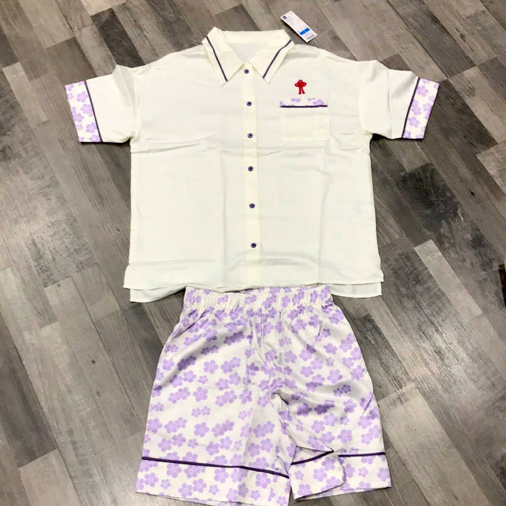 ! Demon slayer white limited pajama 💕NWT G.U made by uniqulo only sold in Japan